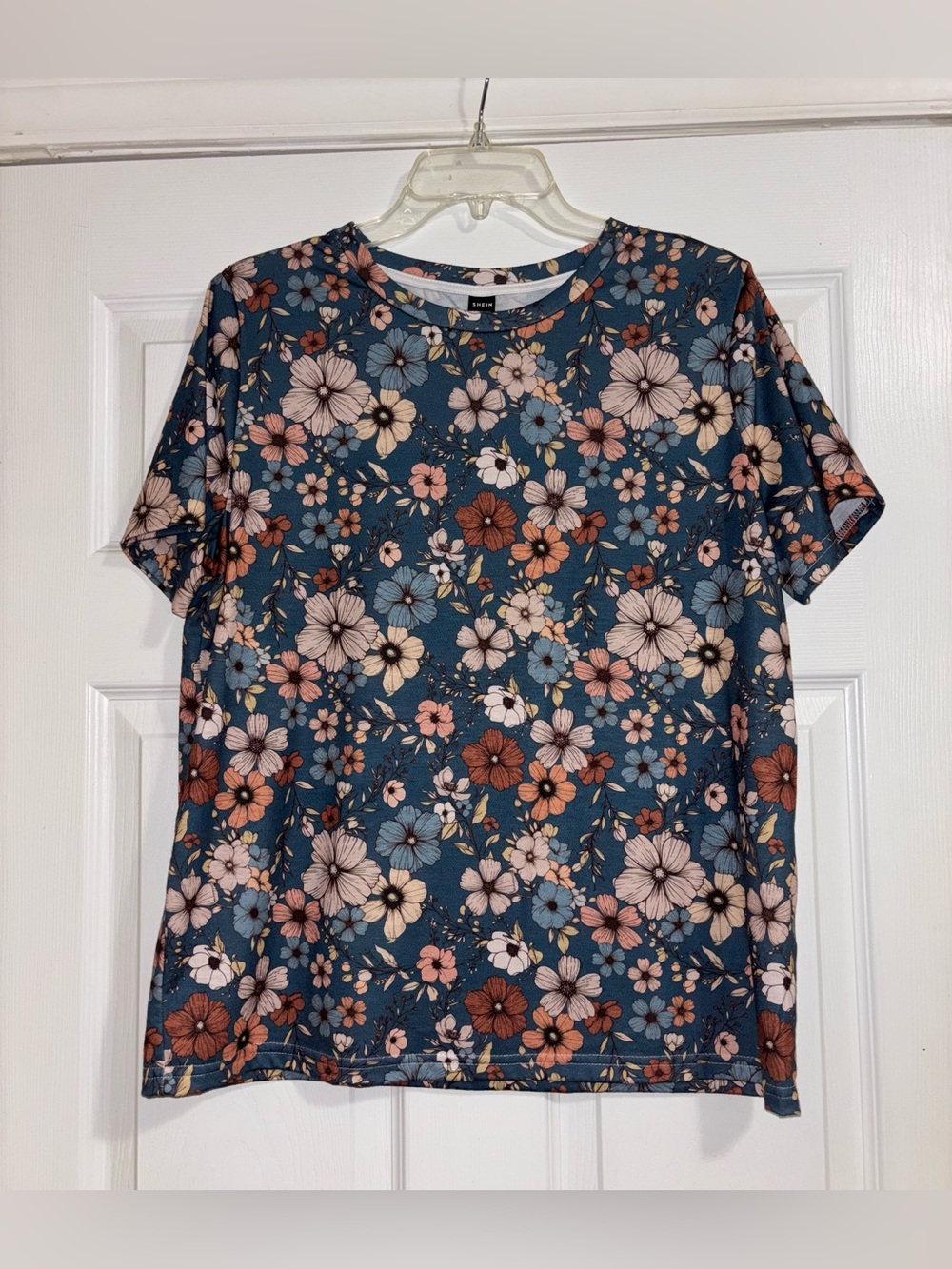 Shein Tee Size Large